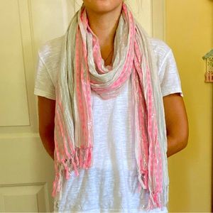 American Eagle Shimmer Scarf 🧣